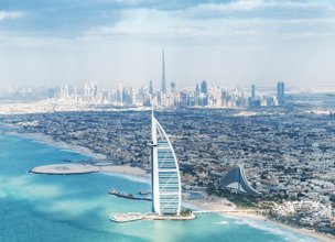 Arab Emirates prepaid eSIM for travelers providing stable mobile data and smooth roaming connectivity